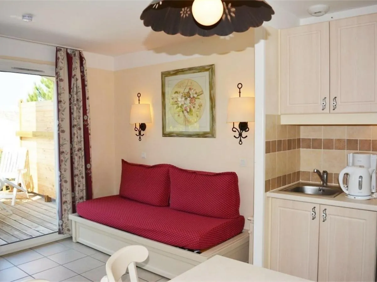 Holiday home Maison Duplex Cosy 3 Pieces, 6 Pers. Avec Terrasse, Parking, Wifi Et Animaux Admis - Grospierres - Fr-1-382-13